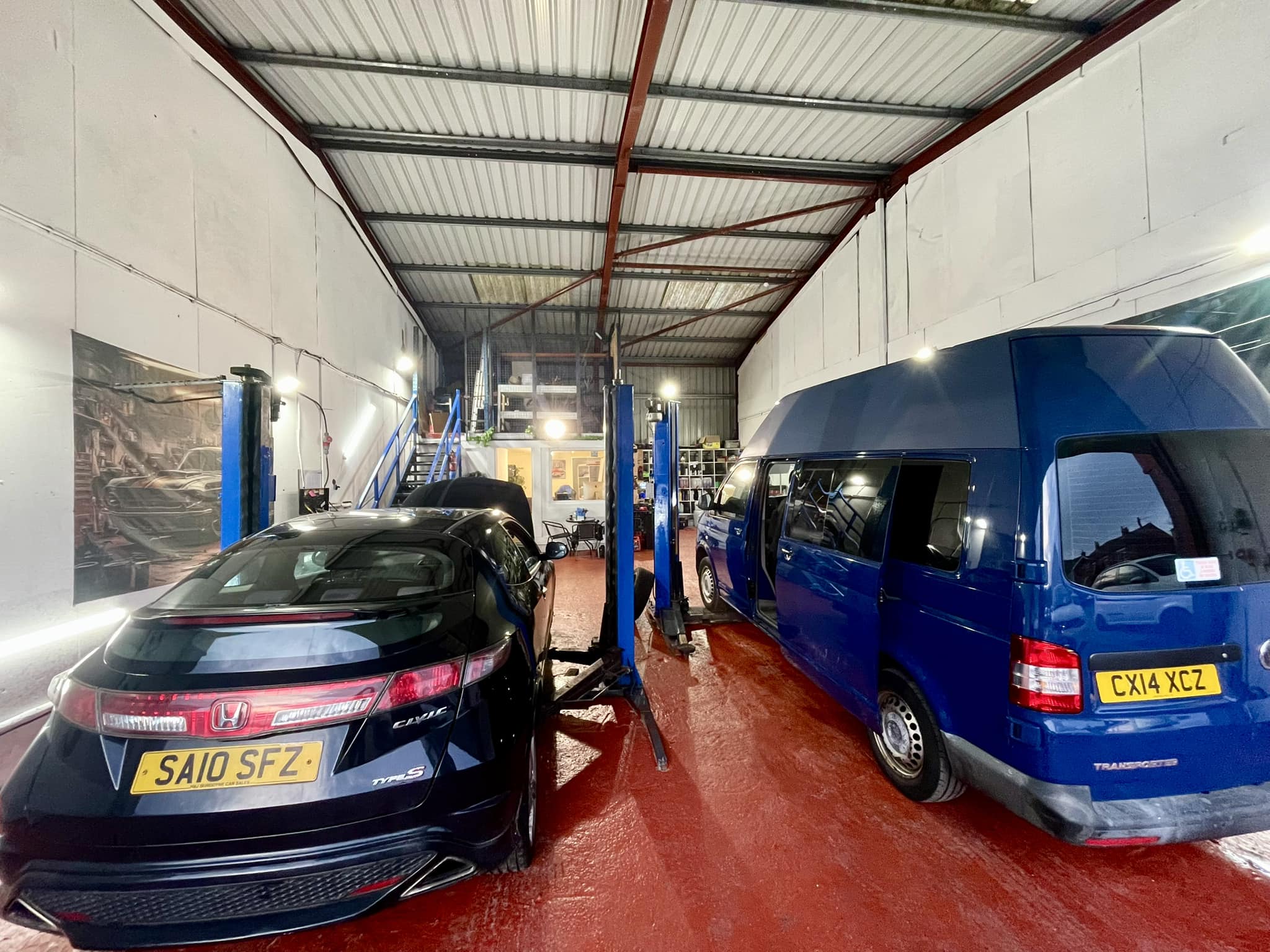 Expert mechanics at work